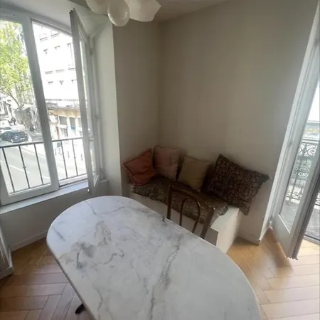 Apartment Overlooking The Notre Dame Cathedral Clermont-Ferrand