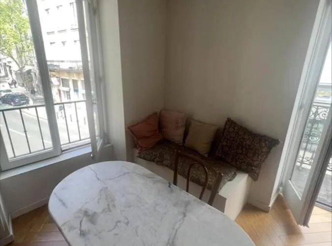 Apartment Overlooking The Notre Dame Cathedral Clermont-Ferrand