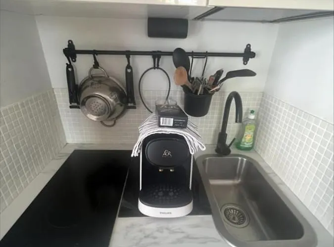 Apartment Overlooking The Notre Dame Cathedral